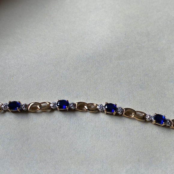 Beautiful Solid 10K Yellow Gold Blue Lab Sapphires/2 Diamonds Tennis Bracelet. - Picture 6 of 14